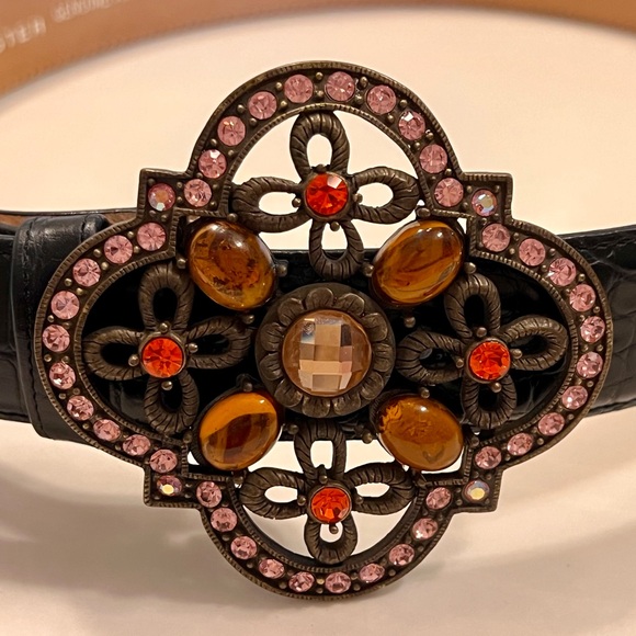 Black Belt with Ornate Buckle - Picture 12 of 12